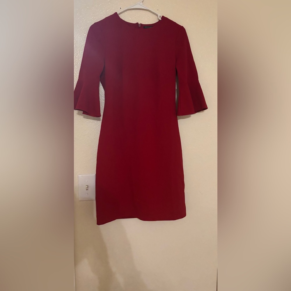 Elegant Red Flare Sleeve Dress